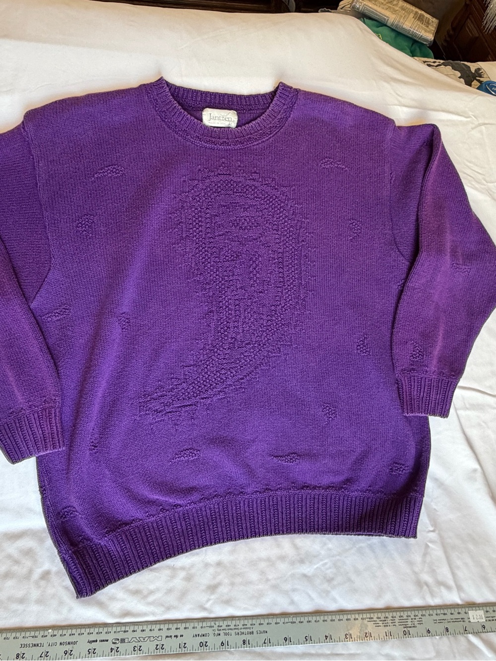 Vintage Jantzen Purple Novelty Ski Sweater Made USA Women’s M/L Crewneck 80s 90s